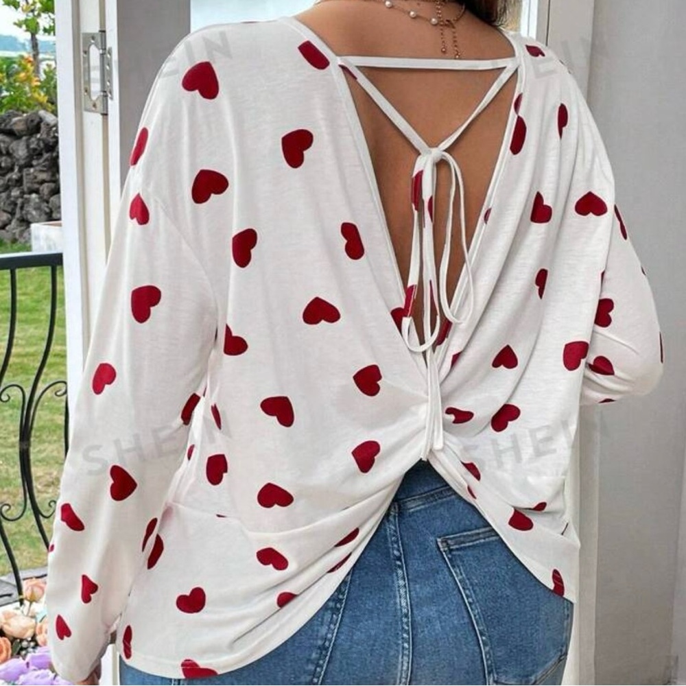 SHEIN White Heart Print Women's Top - Picture 2 of 2